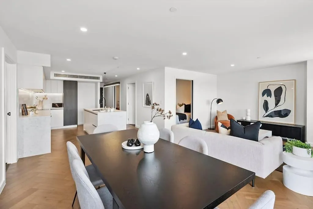 Hobart Cbd Roof Top Penthouse Apartment